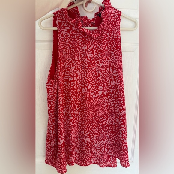 Gibson Red and Pink Patterned Fabric size L Brand new top - Picture 2 of 6